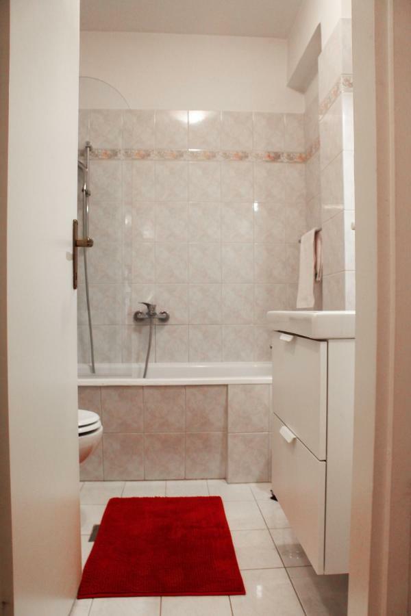 Apartamento Sunny Corner In City Center With Free Parking Pula Exterior foto