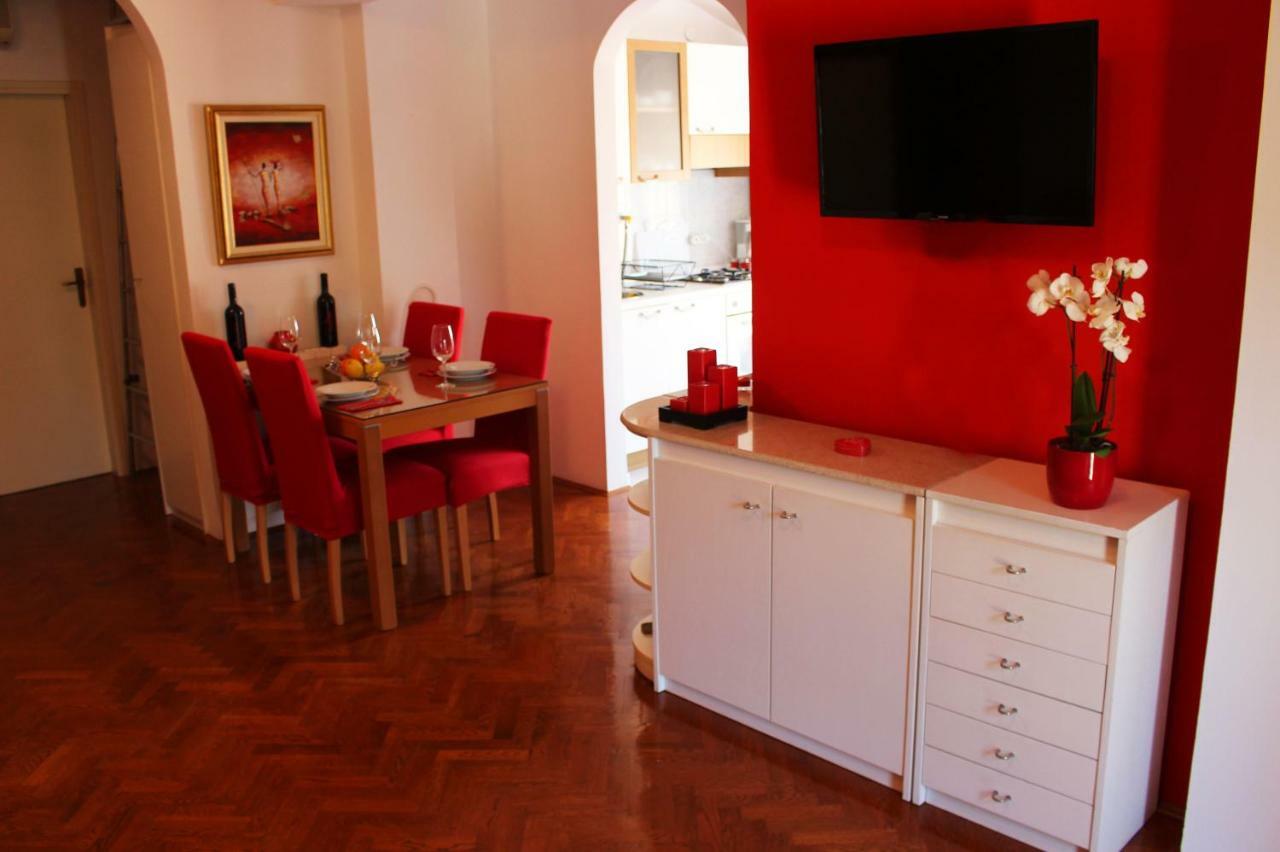 Apartamento Sunny Corner In City Center With Free Parking Pula Exterior foto